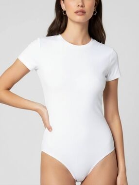 SKIMS Relaxed Tees T-Shirt Bodysuit Snow White Medium NWT